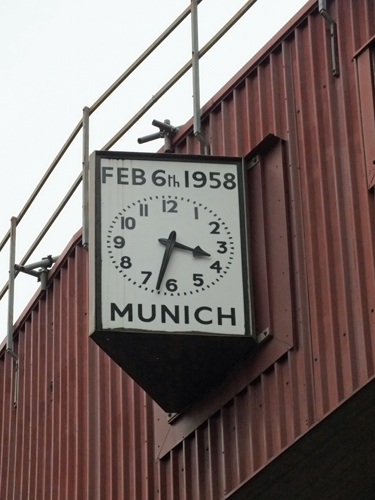 munich clock.jpg